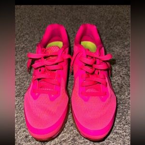Women’s Nike shoes 8.5